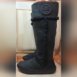 TORY BURCH BLACK KNEE HIGH LEATHER SUEDE SHERPA BOOTS SIZE 7 LIKE NEW COND